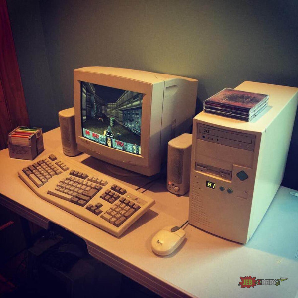 gaming setup 1990