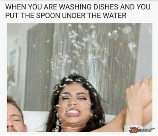 mycie naczyń 