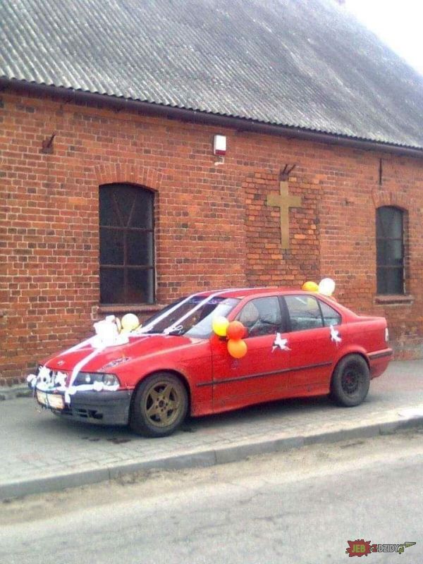 Komuś auto do ślubu?
