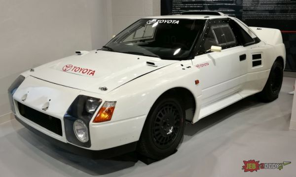 Toyota MR2 222D [1987]