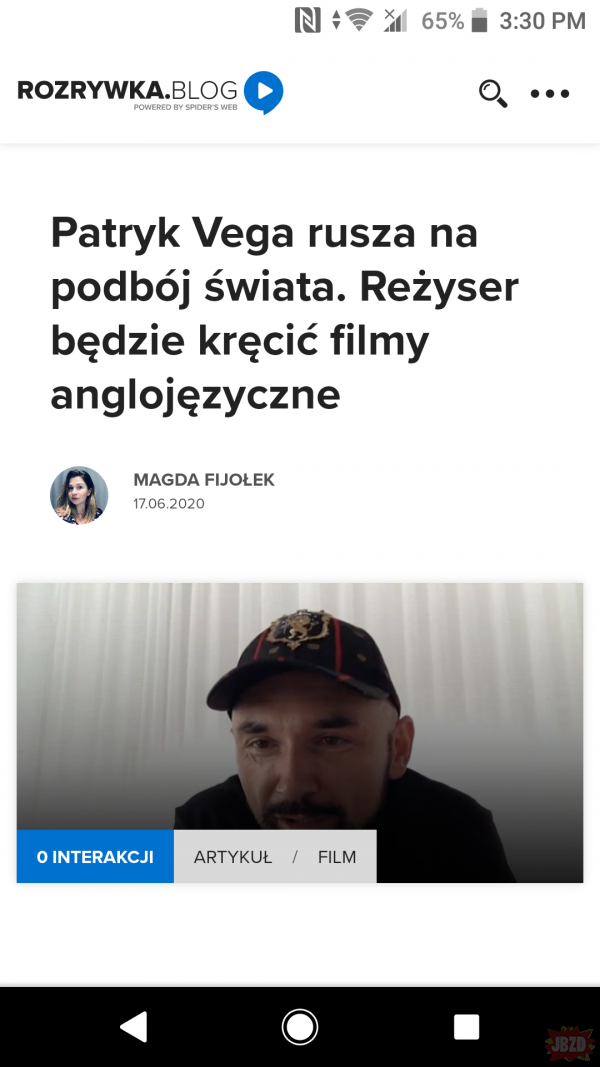 Nie wystarczy że po polsku nie idzie nic zrozumieć co mówią w jego filmach...
