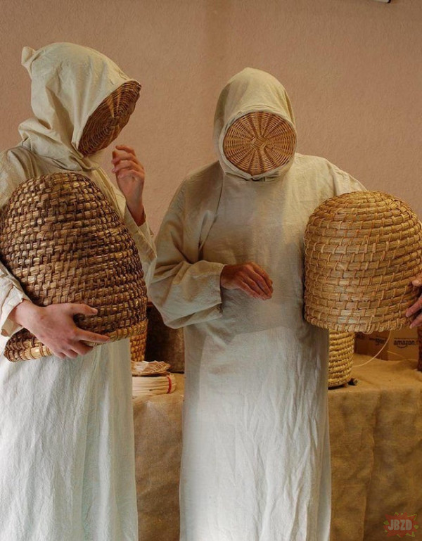 Średniowieczne ubranie pszczelarza