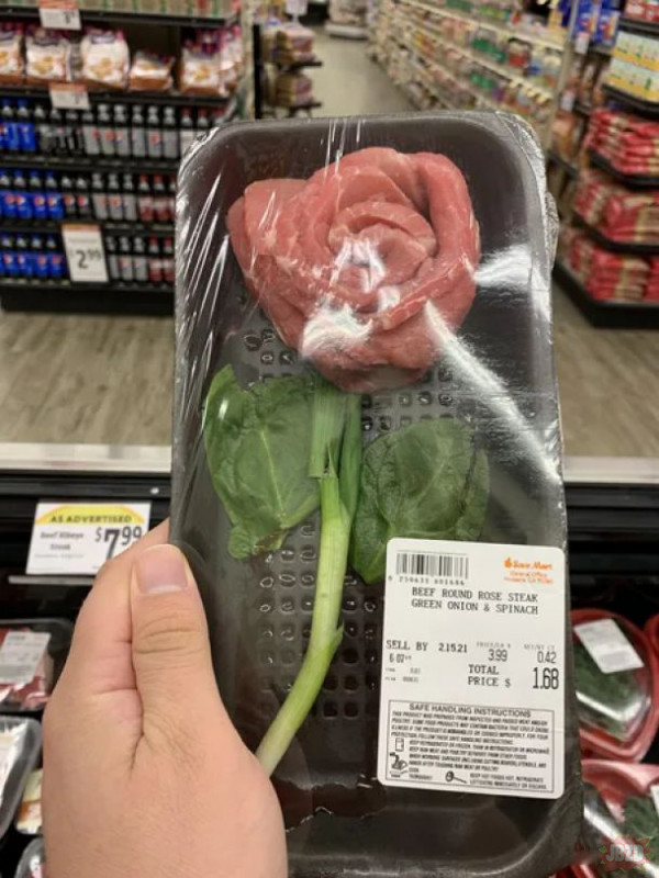Piękna róża z biedry