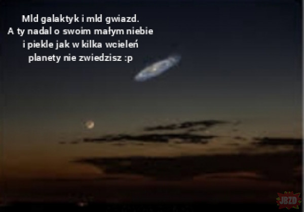 Galaktyka Andromedy na nocnym niebie.