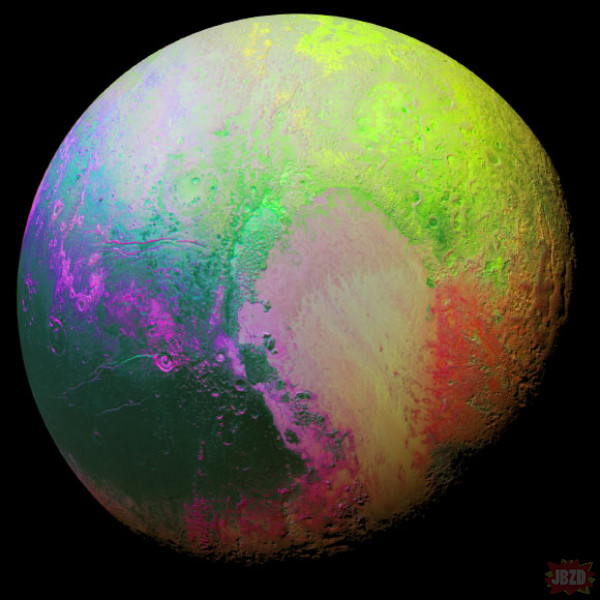 Pluton, tak wygląda :o co do chuja, okazuje się, że poanety nie są szare:)