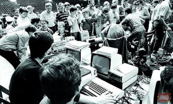 Popularyzacja branży gier w Polsce - lata 80. i 90. XX wieku