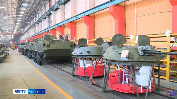 Oczekiwania: T-14, Su-57... Tymczasem rosja zamierza kolejną dekadę przejeździć na T-62, BRMD i BMP xDD