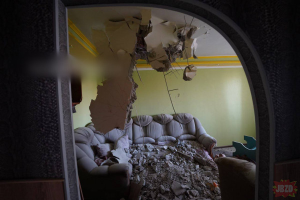 Donetsk : A local resident died a terrible death - a shell exploded in her apartment.
