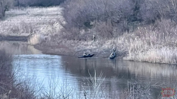Ciche operacje kajakowe: przeprawa przez rzekę ukraińskich sił specjalnych