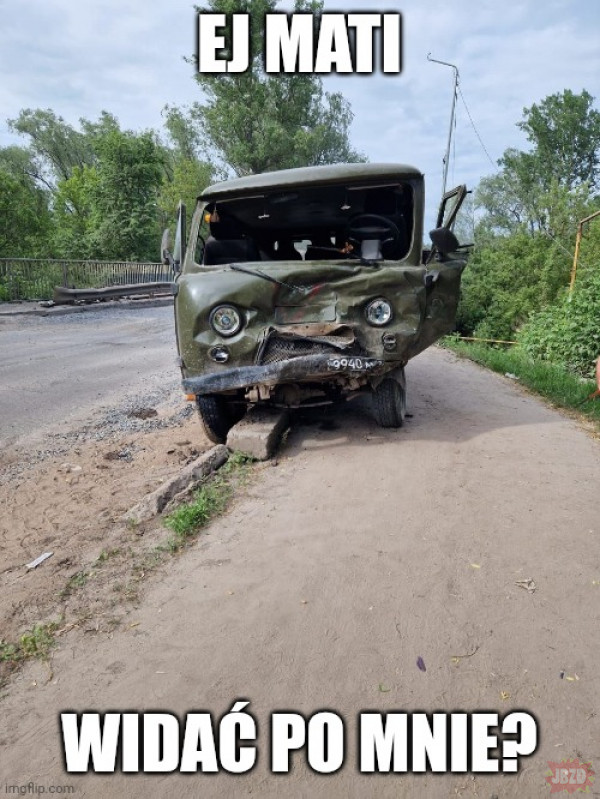 Wypadek gdzieś na okupowanym terytorium - UAZ-469 i Buchanka same się zdemilitaryzowały :)