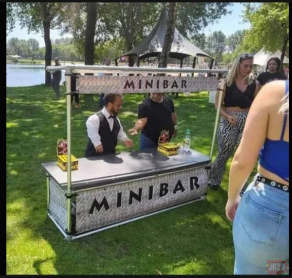 Minibar xD