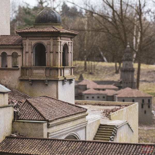 Opuszczony Park Miniatur Sakralnych w Częstochowie